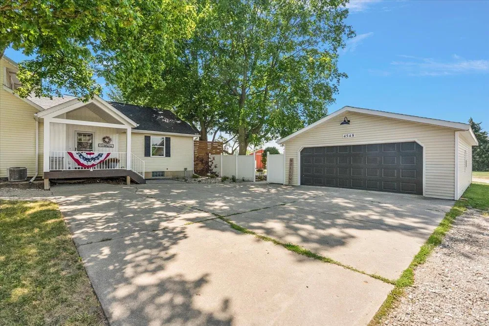 4548 Bauer Road Hudsonville, MI 49426