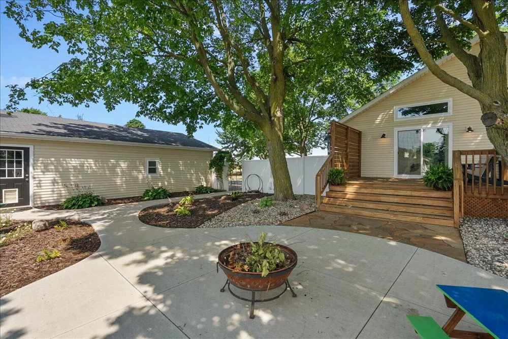 4548 Bauer Road Hudsonville, MI 49426