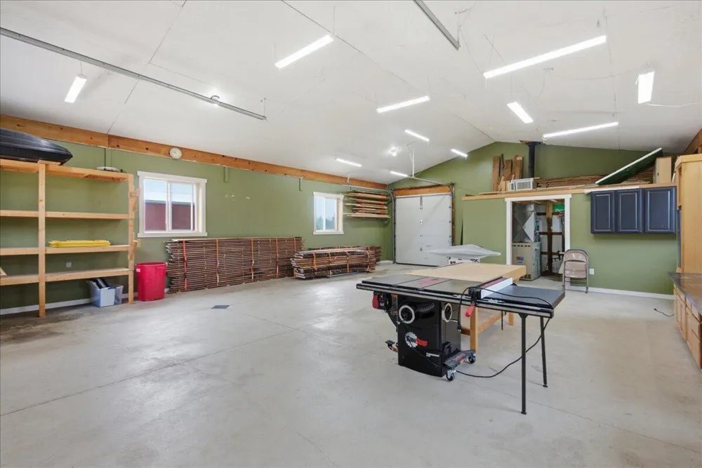 4548 Bauer Road Hudsonville, MI 49426