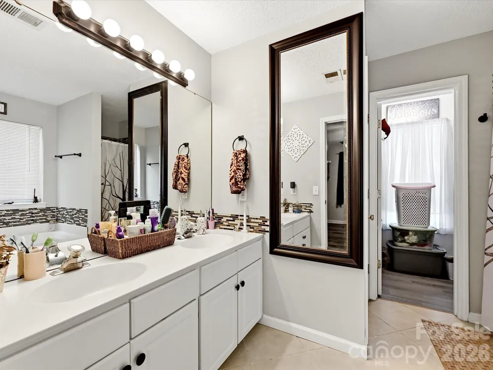 100 Aylesbury Lane Indian Trail, NC 28079