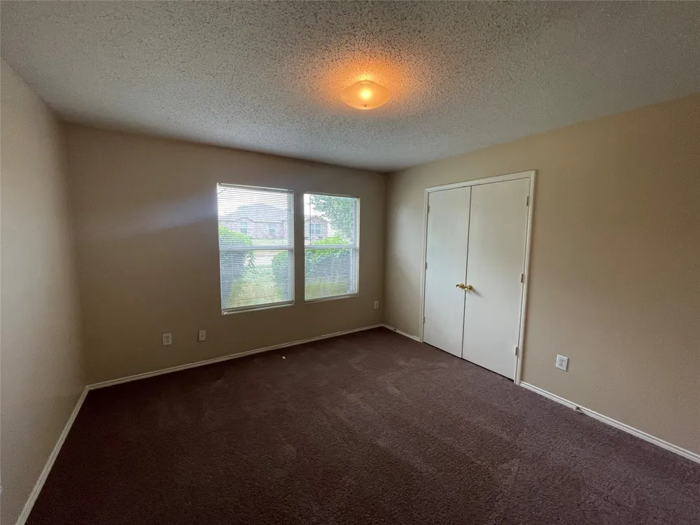 1420 Bumble Bee Drive Lancaster, TX 75134
