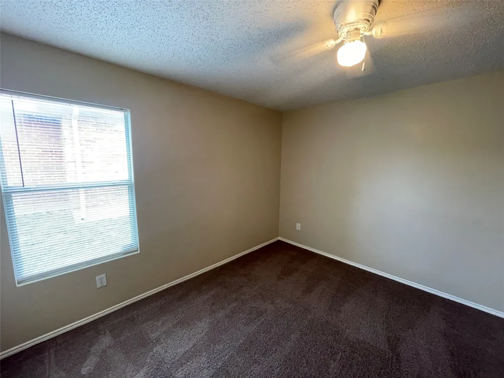 1420 Bumble Bee Drive Lancaster, TX 75134