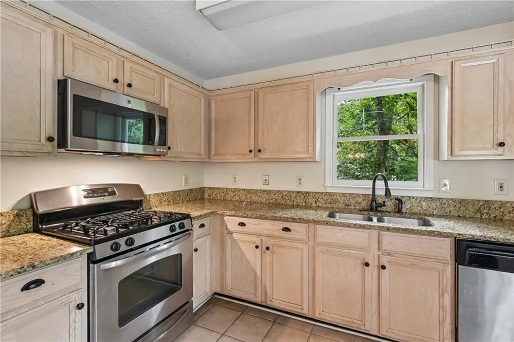 18 Misty Ridge Place Hiram, GA 30141