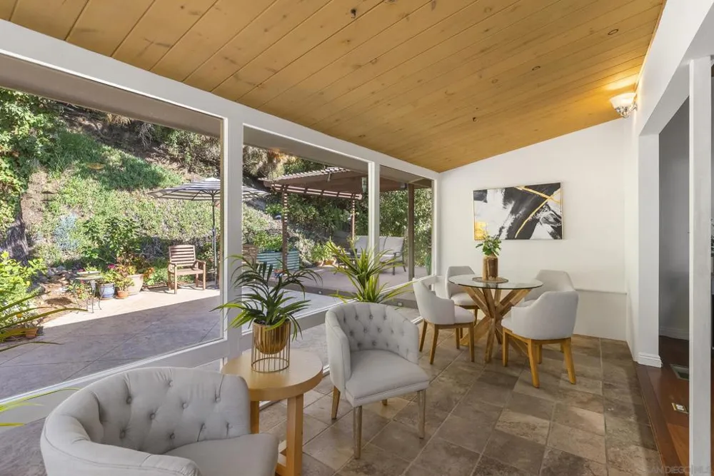 4929 Baja San Diego, CA 92115