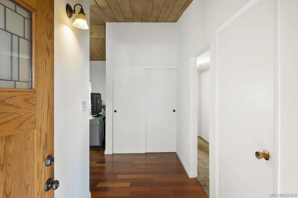 4929 Baja San Diego, CA 92115