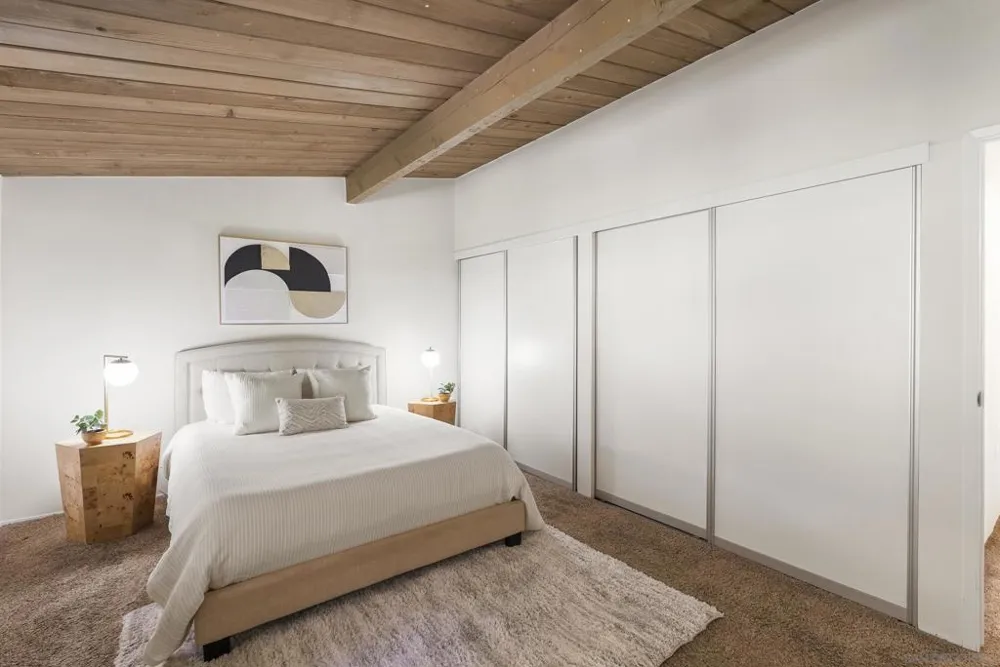 4929 Baja San Diego, CA 92115