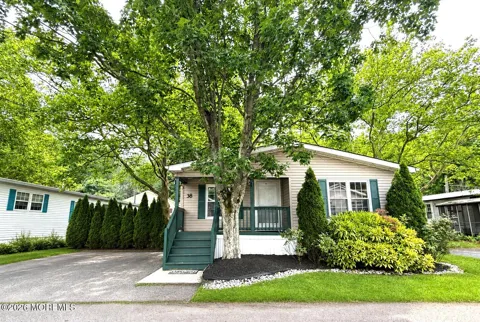 38 Village Road