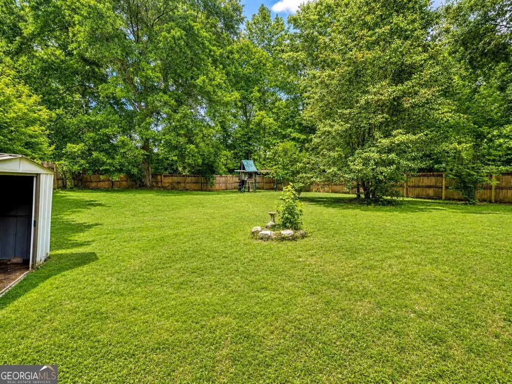 1620 Madison DR Bethlehem, GA 30620