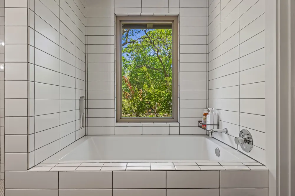 202 Tanglewood Drive Fredericksburg, TX 78624