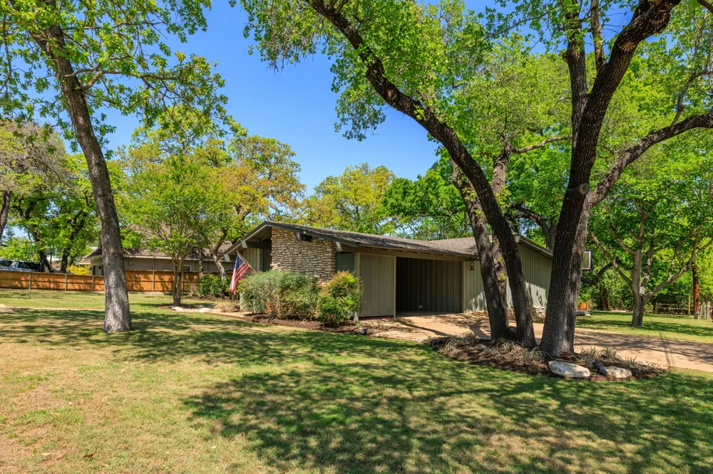 202 Tanglewood Drive Fredericksburg, TX 78624