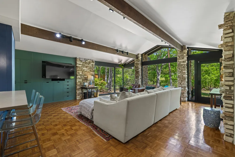 202 Tanglewood Drive Fredericksburg, TX 78624