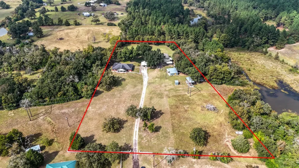 9759 CR 316 Buffalo, TX 75831