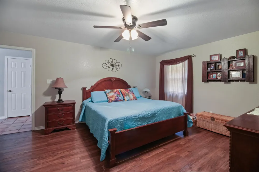 9759 CR 316 Buffalo, TX 75831
