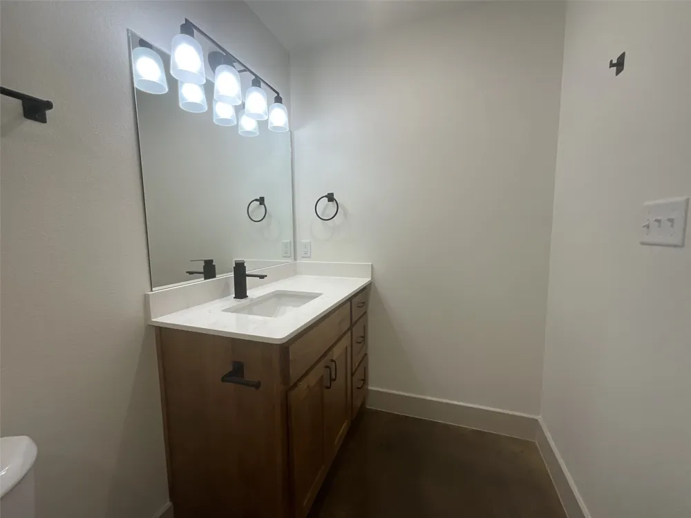 533 Bradburn Road #100 Grand Saline, TX 75140