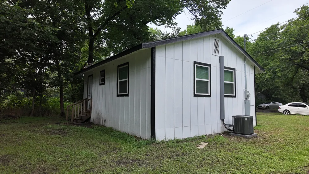 1001 E Park Avenue Corsicana, TX 75110