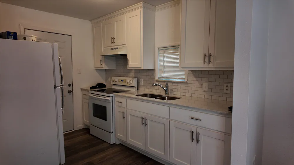 1001 E Park Avenue Corsicana, TX 75110