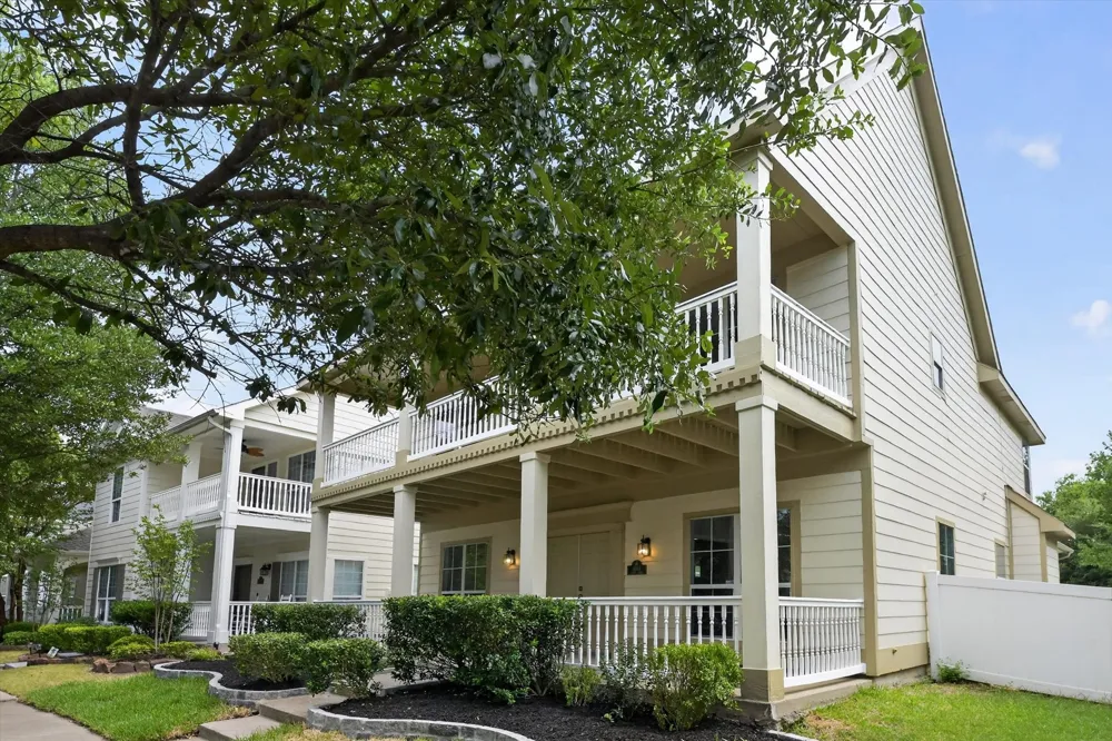 1013 Wenk Drive Savannah, TX 76227