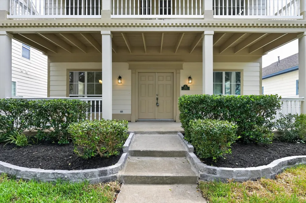 1013 Wenk Drive Savannah, TX 76227