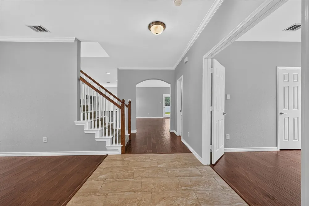 1013 Wenk Drive Savannah, TX 76227