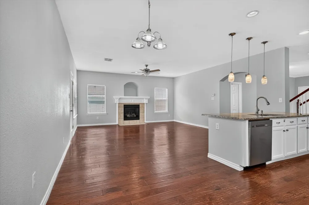 1013 Wenk Drive Savannah, TX 76227