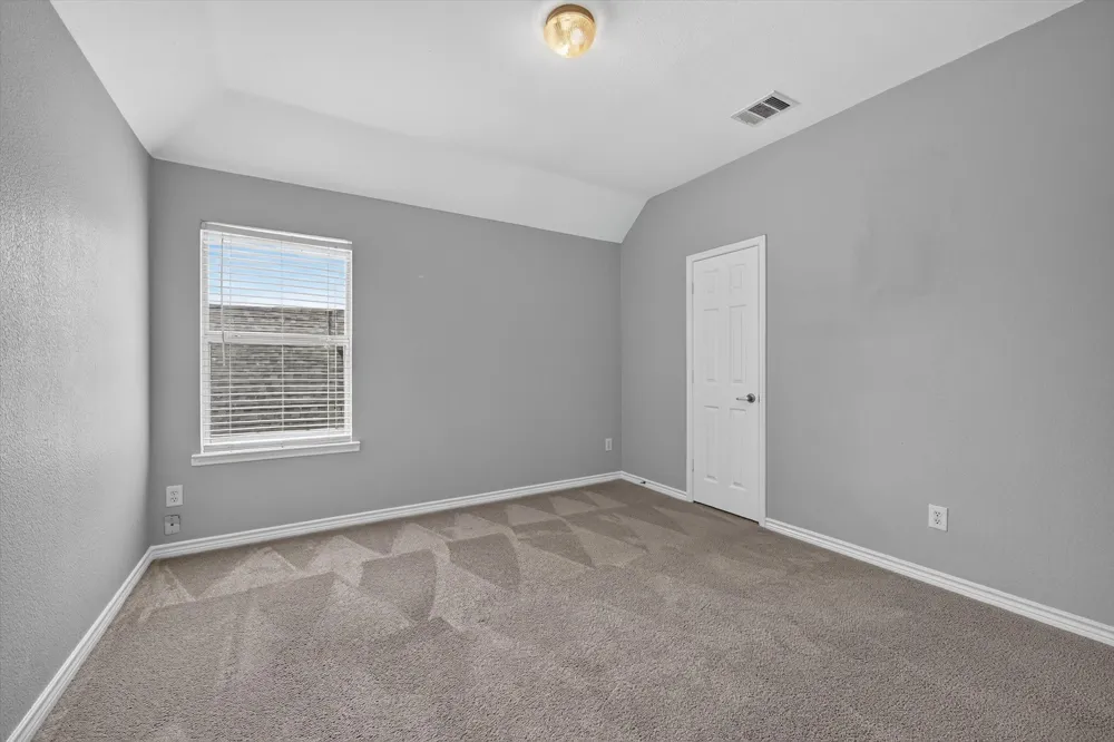 1013 Wenk Drive Savannah, TX 76227