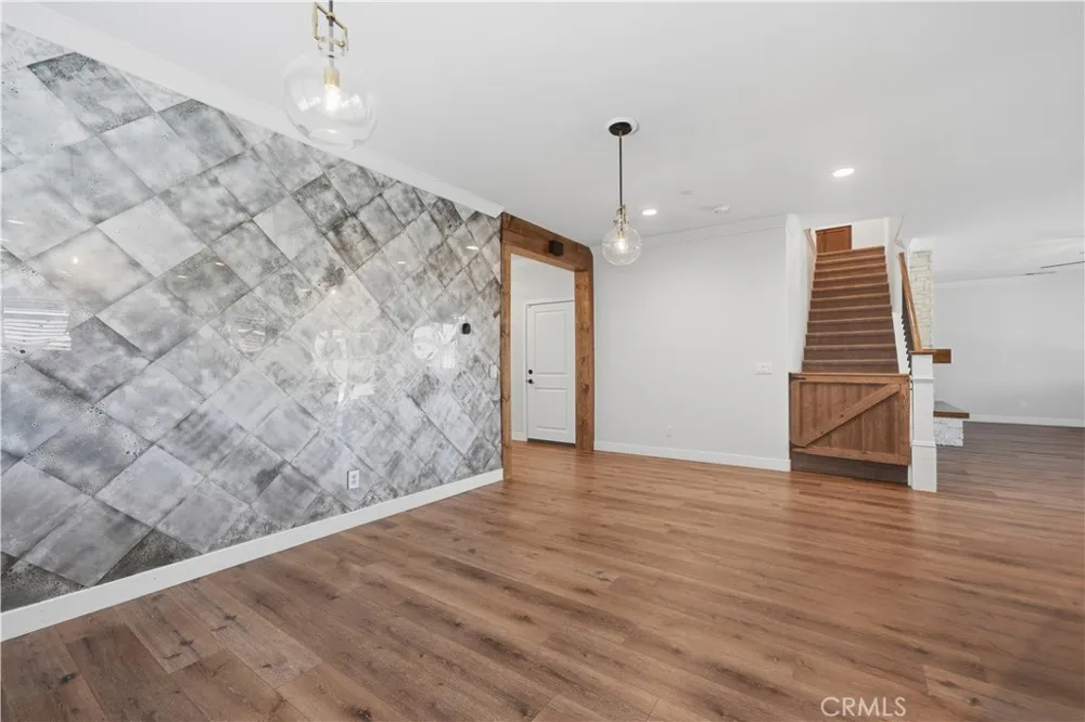 29136 Tanoak Lake Elsinore, CA 92530