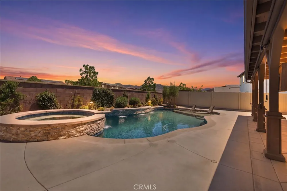 29136 Tanoak Lake Elsinore, CA 92530