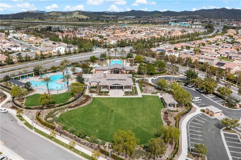 29136 Tanoak Lake Elsinore, CA 92530