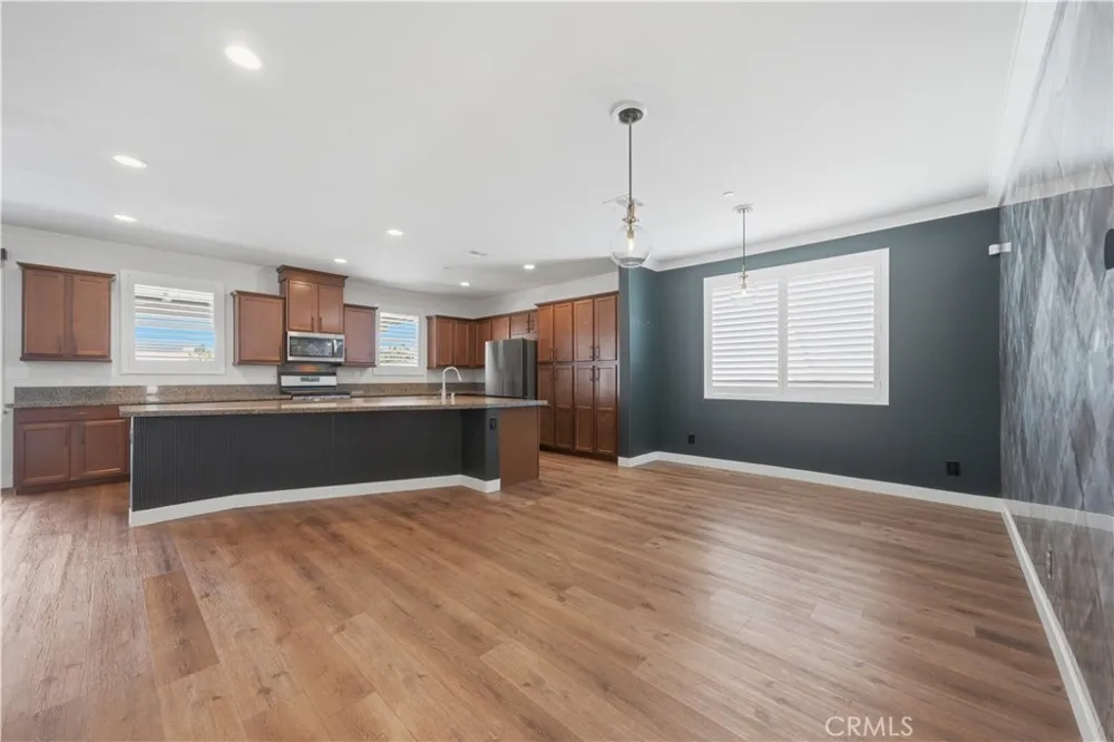 29136 Tanoak Lake Elsinore, CA 92530