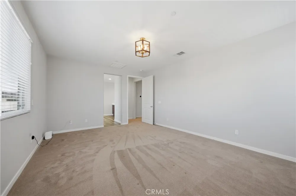 29136 Tanoak Lake Elsinore, CA 92530