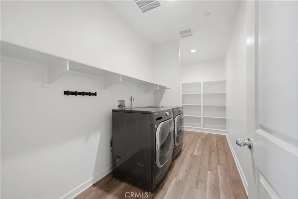 29136 Tanoak Lake Elsinore, CA 92530
