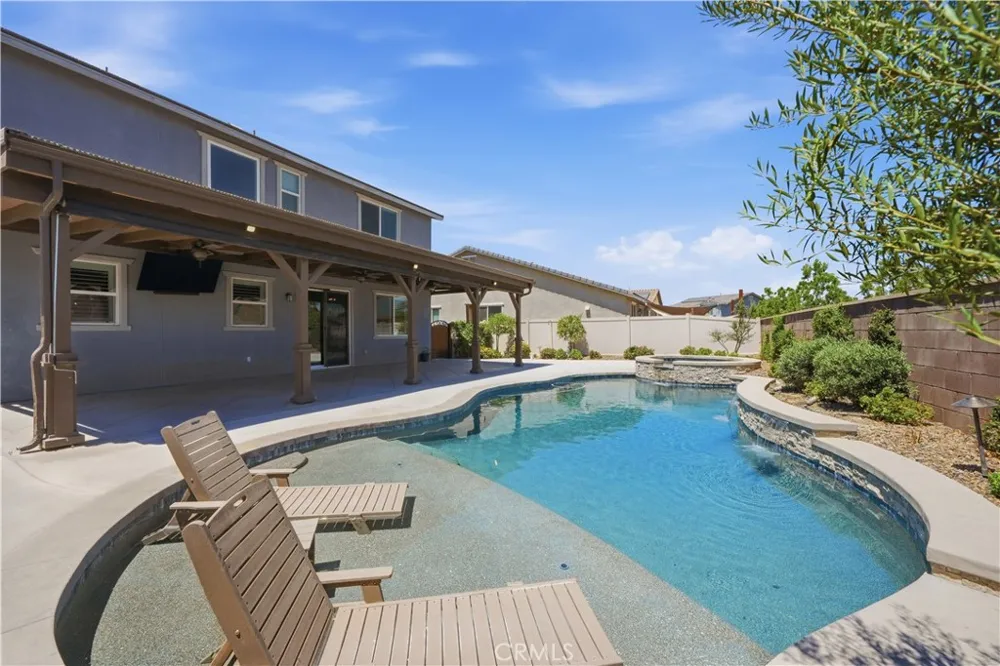 29136 Tanoak Lake Elsinore, CA 92530