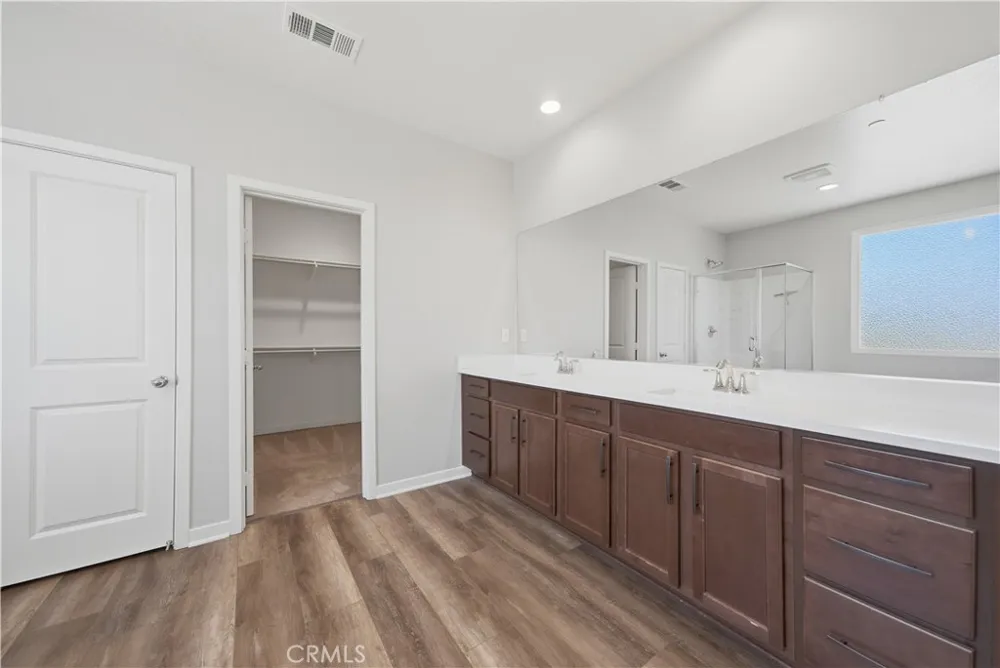 29136 Tanoak Lake Elsinore, CA 92530