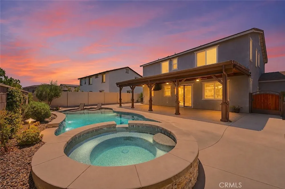 29136 Tanoak Lake Elsinore, CA 92530
