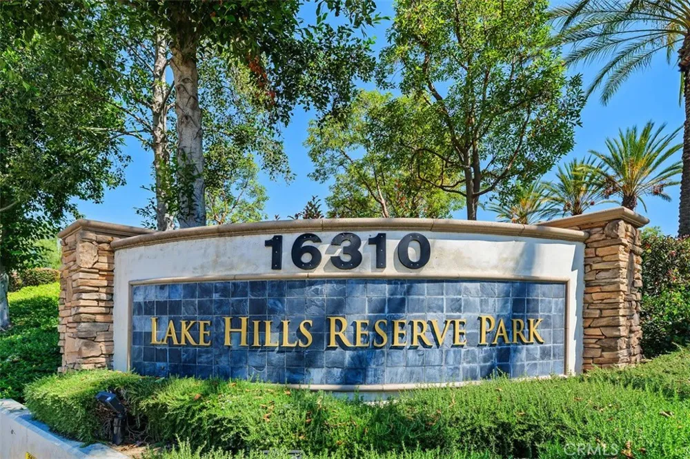 16820 Golden Bluff Riverside, CA 92503