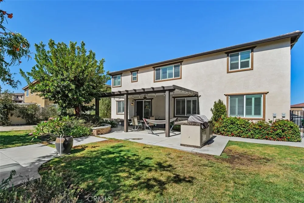 16820 Golden Bluff Riverside, CA 92503