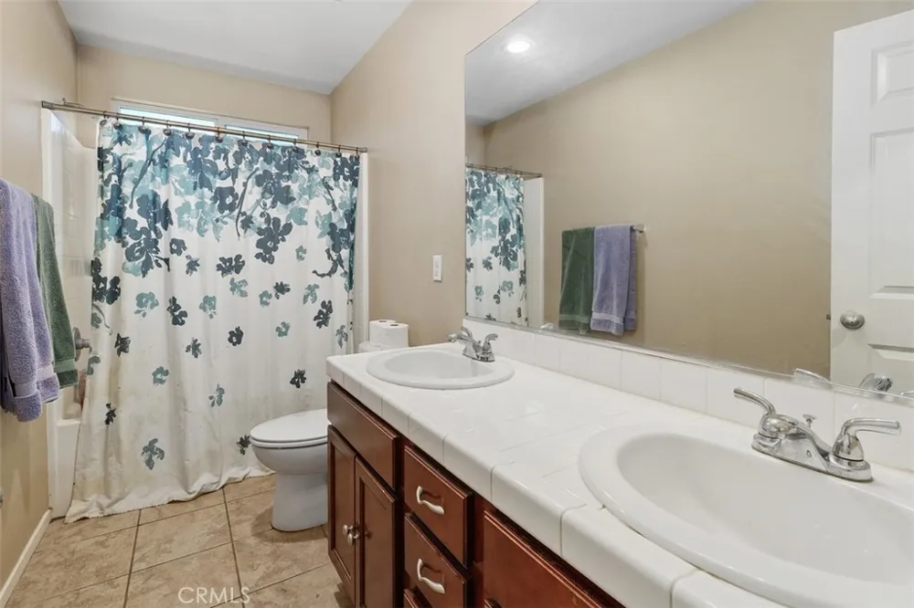 16820 Golden Bluff Riverside, CA 92503