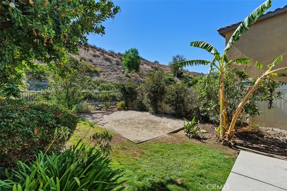 16820 Golden Bluff Riverside, CA 92503