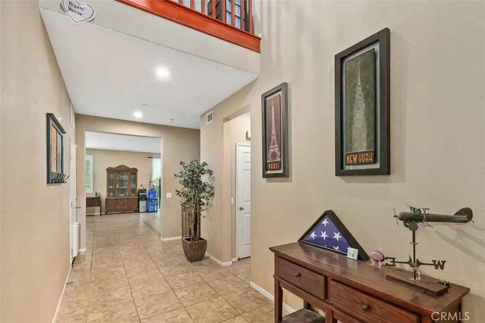 16820 Golden Bluff Riverside, CA 92503