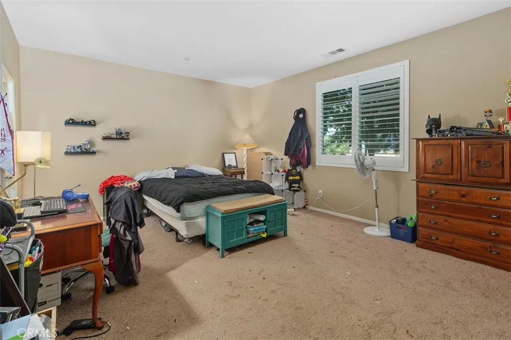 16820 Golden Bluff Riverside, CA 92503