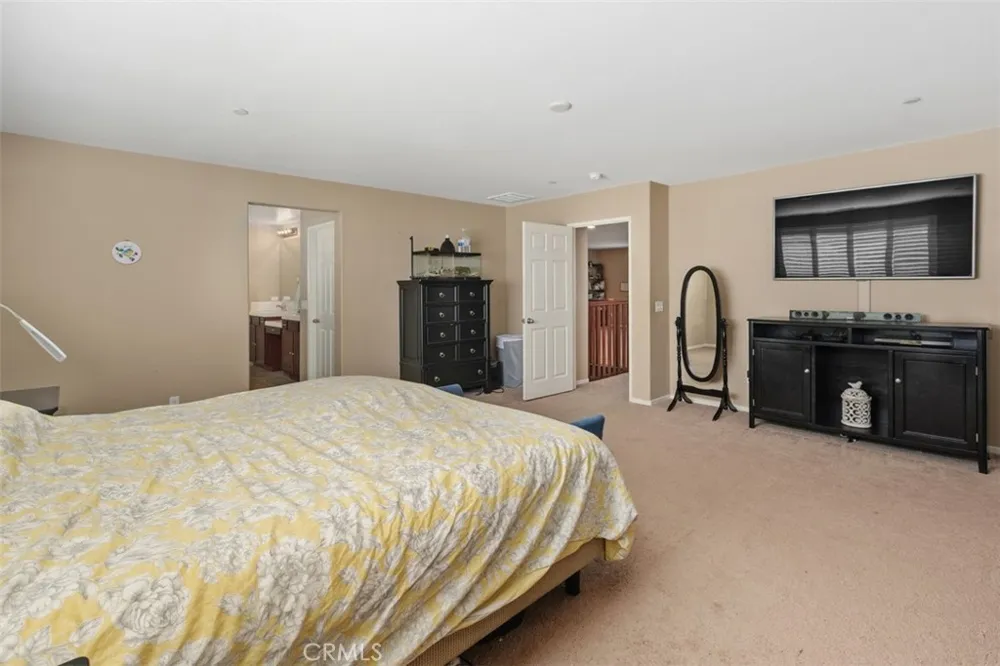 16820 Golden Bluff Riverside, CA 92503
