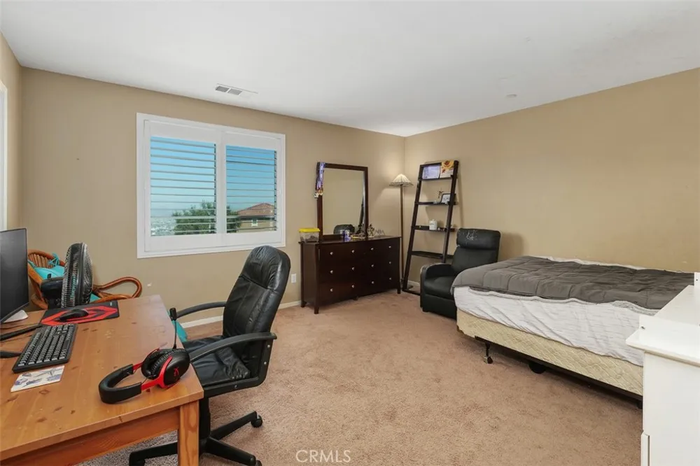 16820 Golden Bluff Riverside, CA 92503