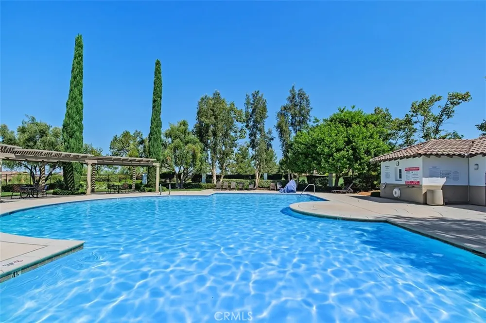 16820 Golden Bluff Riverside, CA 92503
