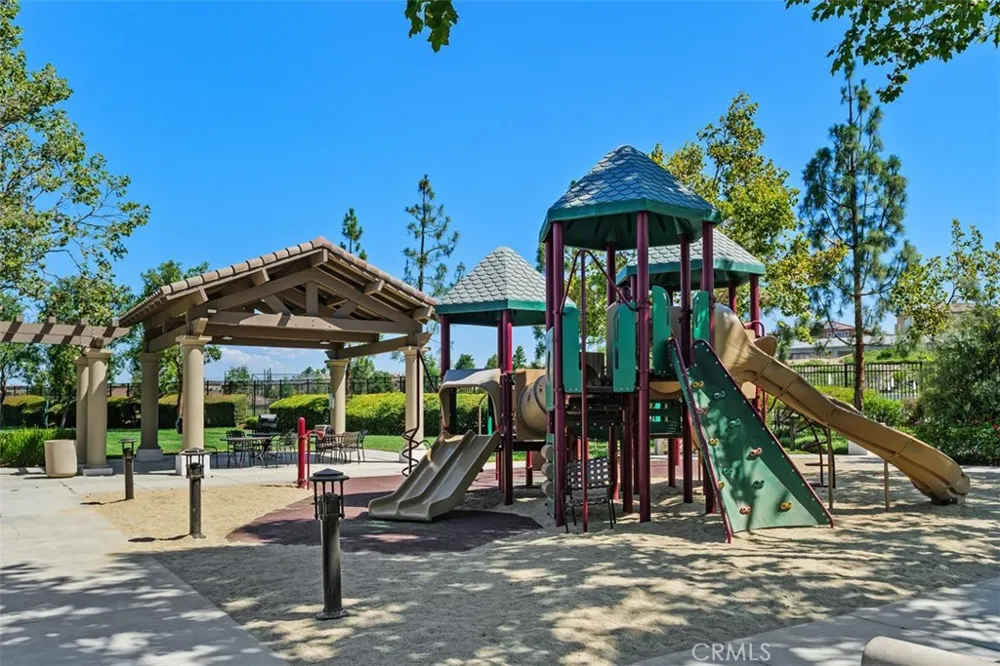 16820 Golden Bluff Riverside, CA 92503