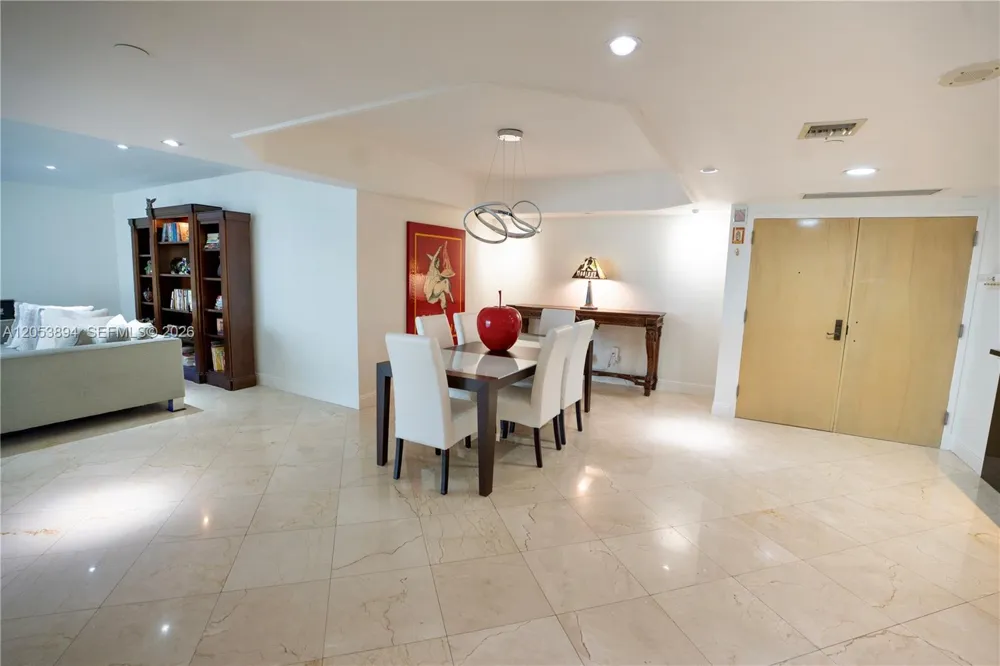 8855 Collins Ave #11B Surfside, FL 33154