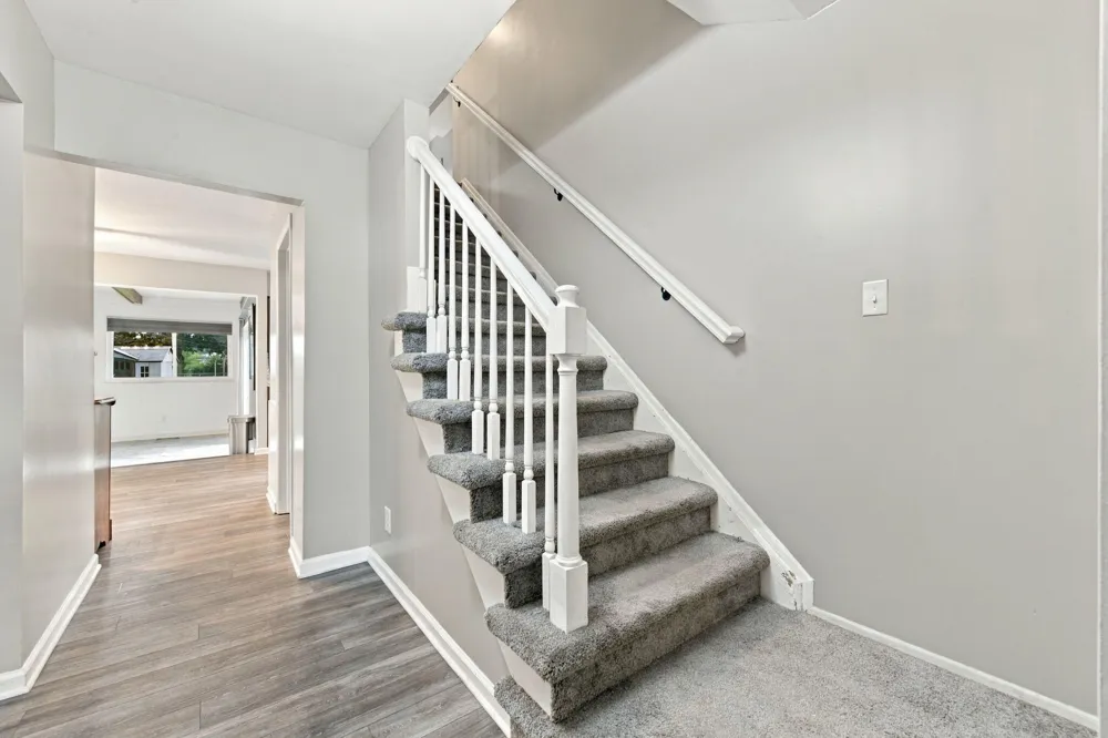 14638 Westmore Street Livonia, MI 48154