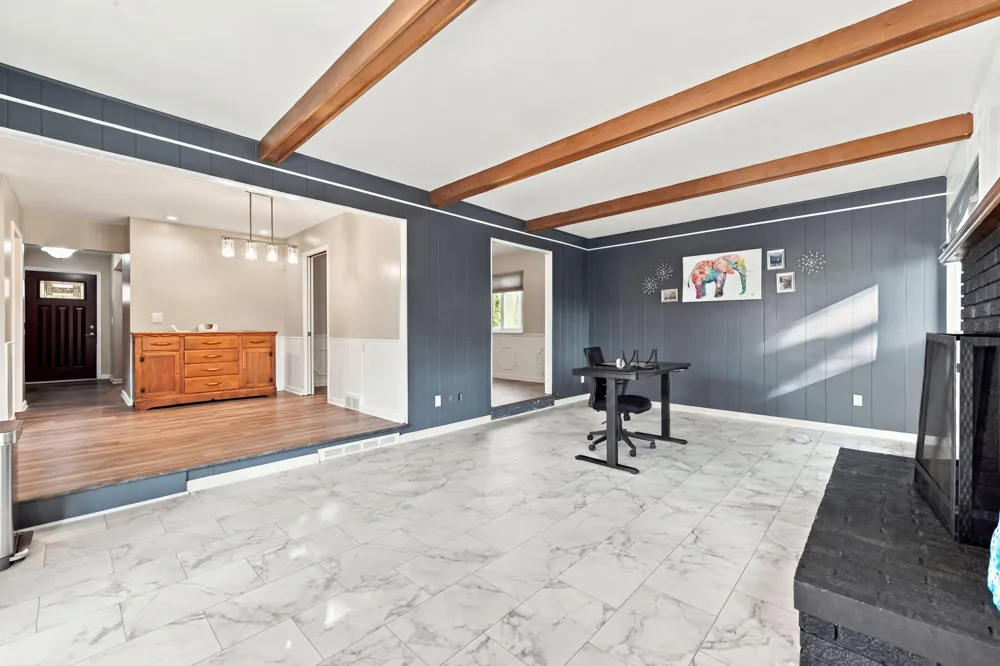 14638 Westmore Street Livonia, MI 48154