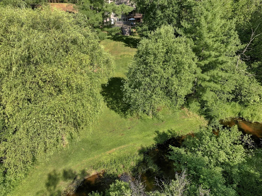 23581 210th Avenue Tustin, MI 49688