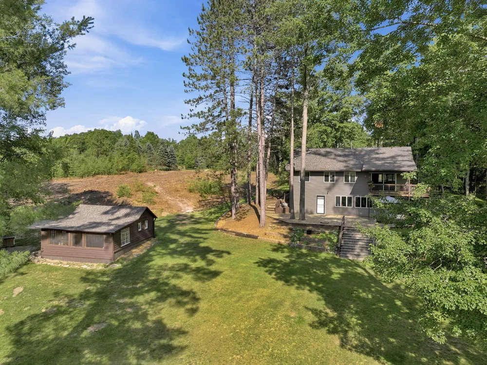 23581 210th Avenue Tustin, MI 49688