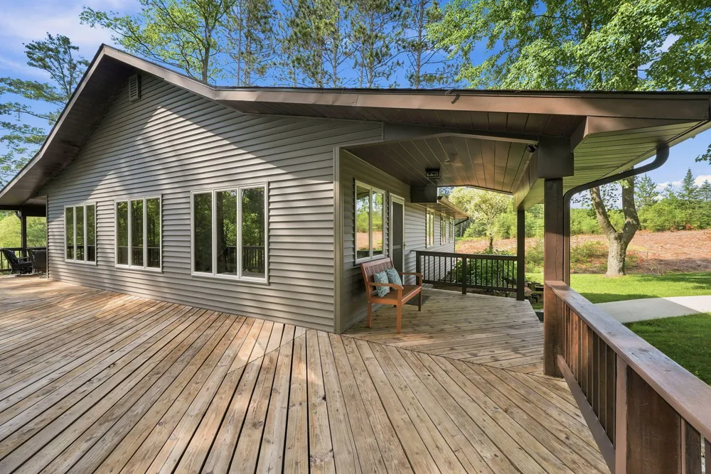23581 210th Avenue Tustin, MI 49688